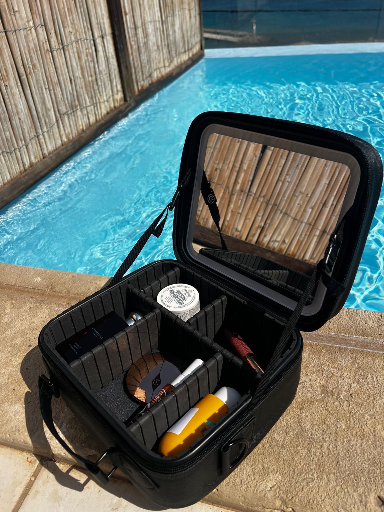 Lux Edition-All Black LED Makeup Case