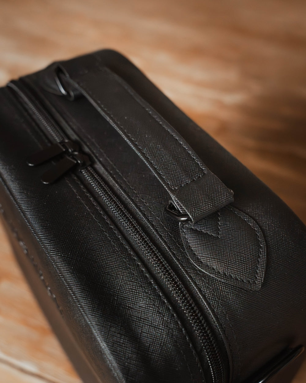 Lux Edition-All Black LED Makeup Case