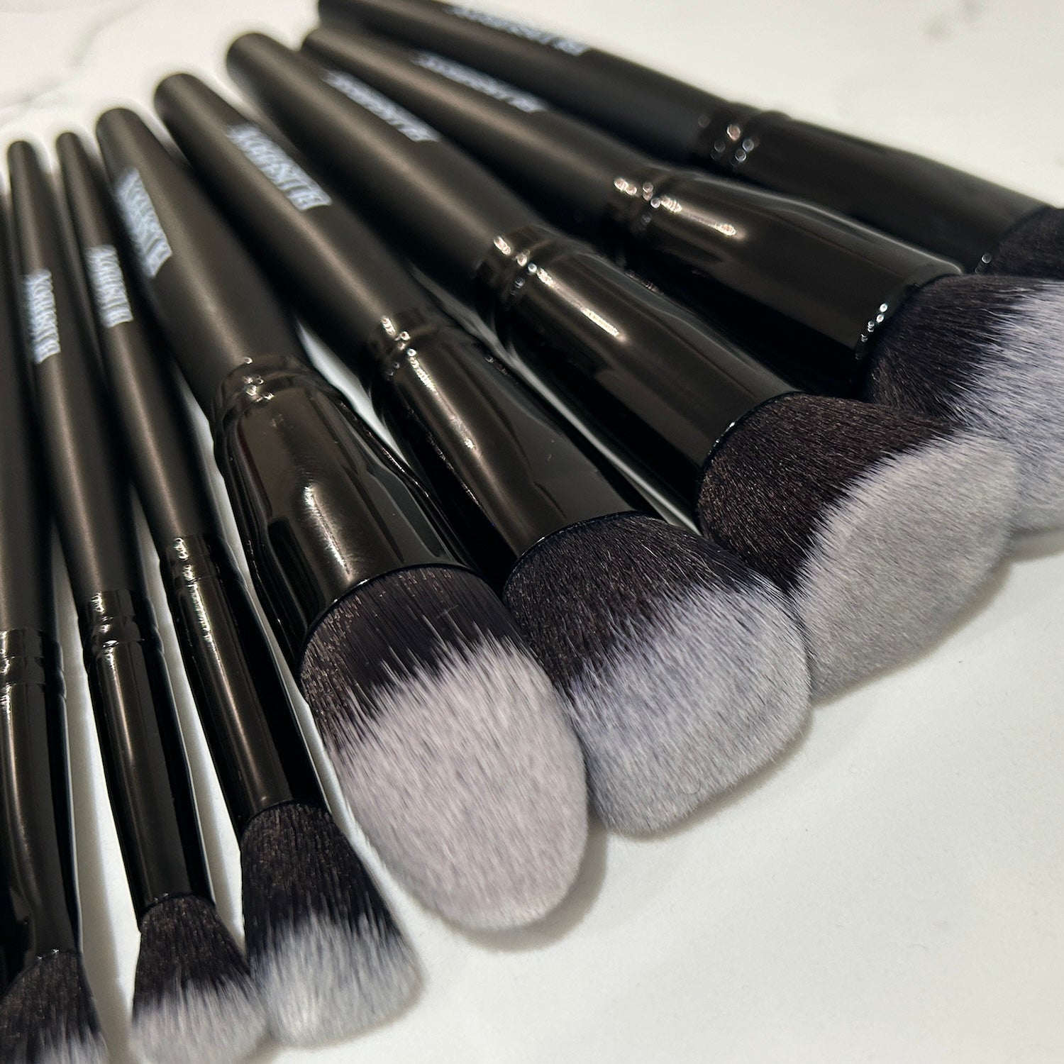 The Blush Box Pro Brush Set - 15 piece